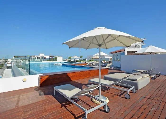 Apartment Luxury Steps From 5th Av Rooftop Pool By Yeah
