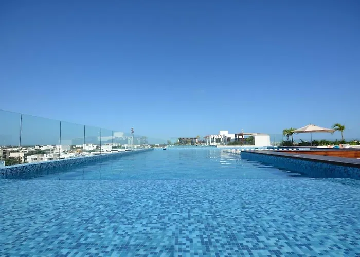 Luxury Steps From 5th Av Rooftop Pool By Yeah Apartment
