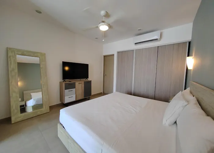 Luxury Steps From 5th Av Rooftop Pool By Yeah * Playa del Carmen